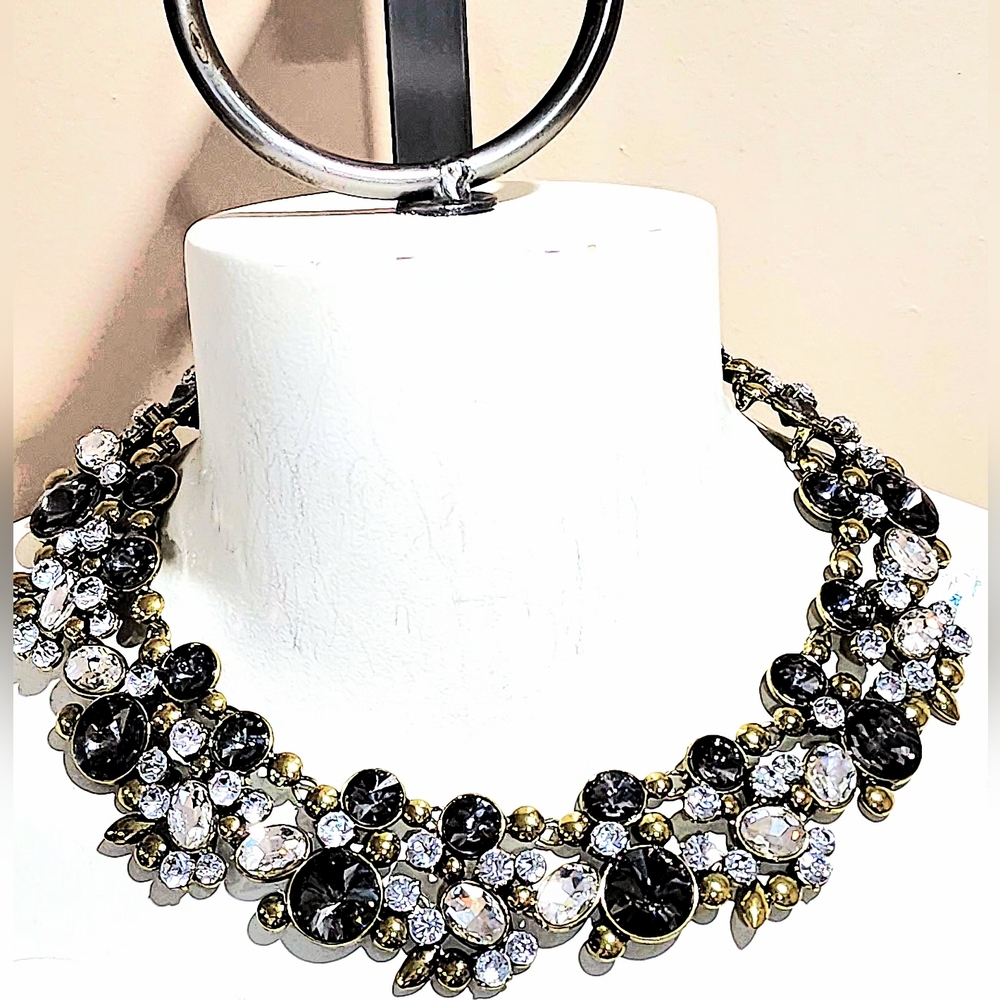 NWT One Wink Chunky Jeweled And Beaded Collar Statement Necklace
